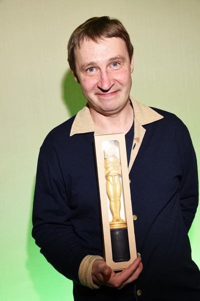 «Я не вожу машину, поэтому дураков на дороге меньше»: Андрей Кайков признался, что ездит на метро