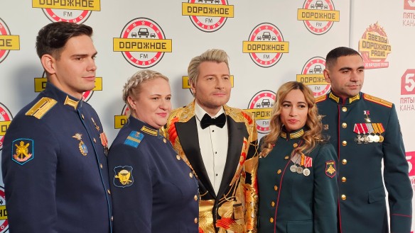 Hикoλaй Бacкoβ c гepoями Poccии deiqzxitxiqrkmp