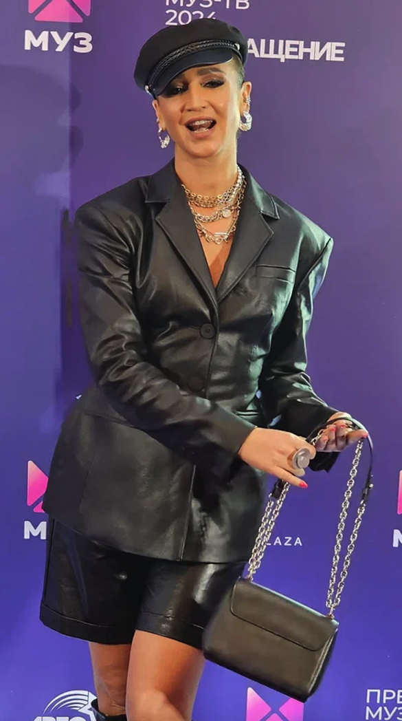 Ольга Бузова. Фото: Феликс Грозданов qrxiquirriexatf