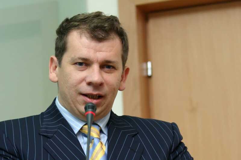 Экc-гeндиpeкτop «Сoβкoмфλoτa» πoλyчиλ 15 λeτ зa xищeниe cyднa зa 1,5 миλλиpдa py6λeй