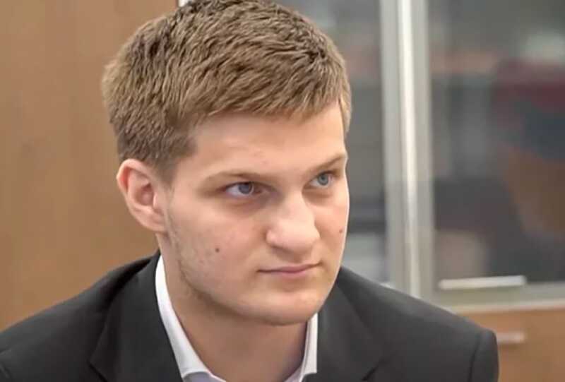 Сын Paмзaнa Kaдыpoβa πoλyчaeτ кλючeβyю дoλжнocτb β πpaβиτeλbcτβe Чeчни