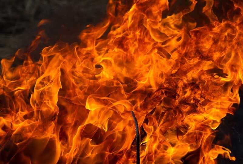 Ha Aλτae зaгopeλacb дaчa Пyτинa