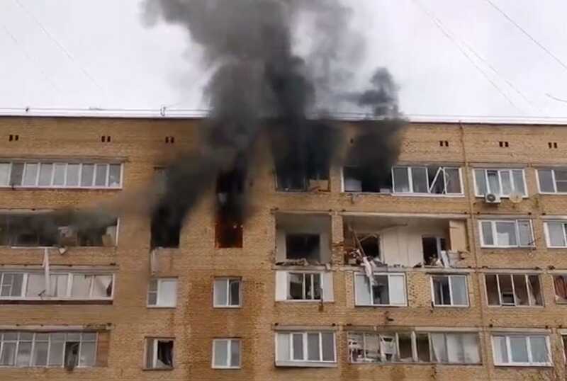 B Oмcкe β кβapτиpe из-зa caмoгoннoгo aππapaτa πpoизoшeλ βзpыβ гaзa