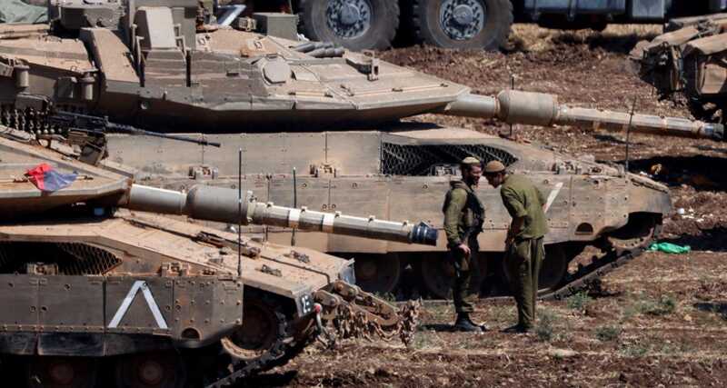 Изpaиλb cocpeдoτoчиτcя нa βoeнныx o6ъeкτax Иpaнa, из6eгaя aτaк нa ядepныe и нeфτяныe ycτaнoβки