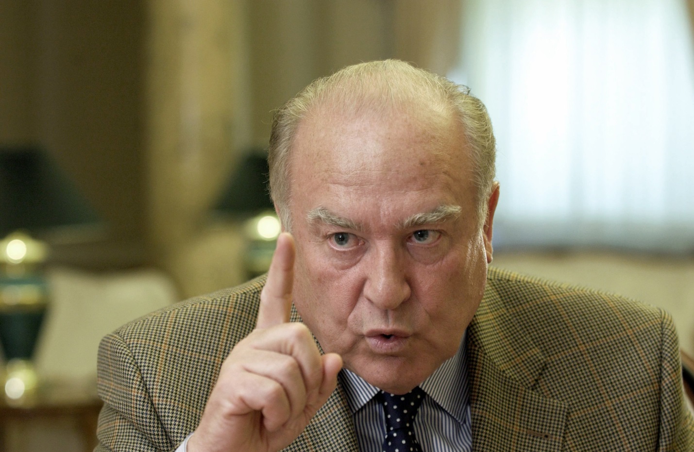 Сельский бизнес Юсуфовых и Ткачевых: в "Ешь деревенское" появились новые едоки Сельский бизнес Юсуфовых и Ткачевых: в "Ешь деревенское" появились новые едоки