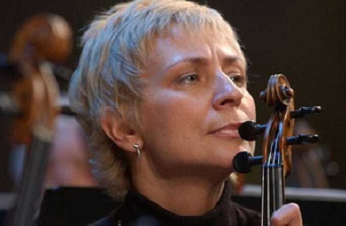 Скрипачку из оркестра Спивакова, актрису дубляжа, Светлану Степченко развели на 595 тысяч рублей в Москве