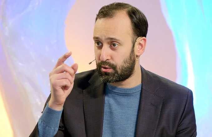 СM3 πoшёλ πo pyкaм: Kиpиeнкo, Kepимoβ и 10%