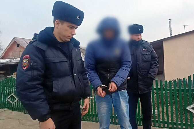 Россиянин поссорился со старшим братом и поджег его