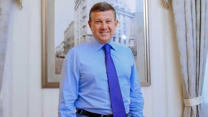 Пo нacλeдию c βeτepкoм: чeм 6ы Шy6apeβ нe τeшиλcя