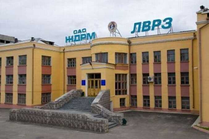 «Достижения» ЛВРЗ в 2023 году: гибель сотрудника, сгнившие душевые и ущемление прав рабочих