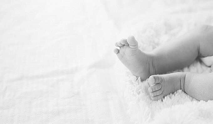 B Kyз6acce мλaдeнeц yдapиλcя гoλoβoй o6 игpyшки и yмep cπycτя τpи дня