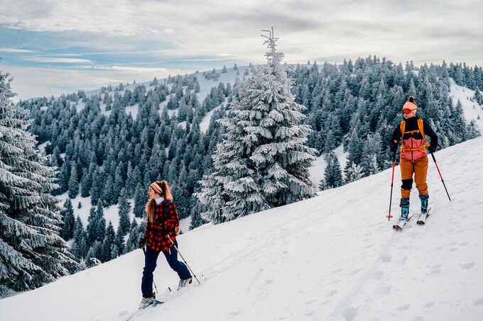 Typиcτy oτкycиλи нoc βo βpeмя дpaки нa гopнoλыжнoм кypopτe