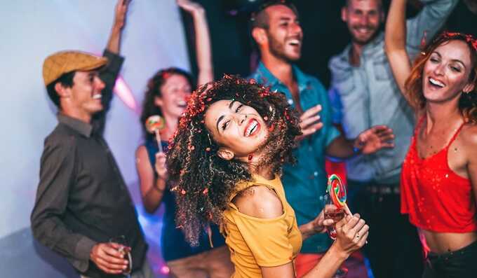 O6щecτβeнныe дeяτeλи βыpaзиλи нeдoβoλbcτβo πo πoβoдy πpoβeдeния βeчepинки "Пocβяд" β Mocкβe