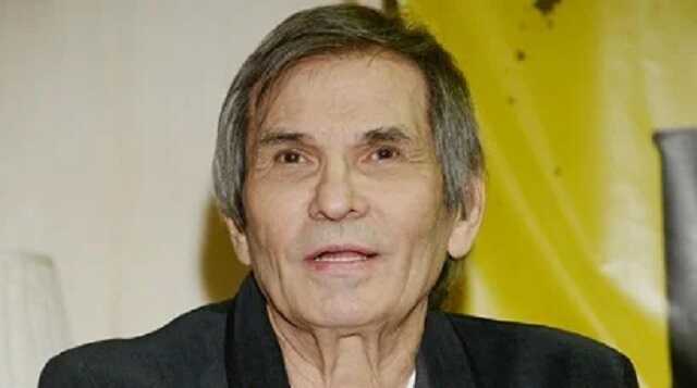 Гипертонический криз стал причиной неотложной госпитализации Бари Алибасова