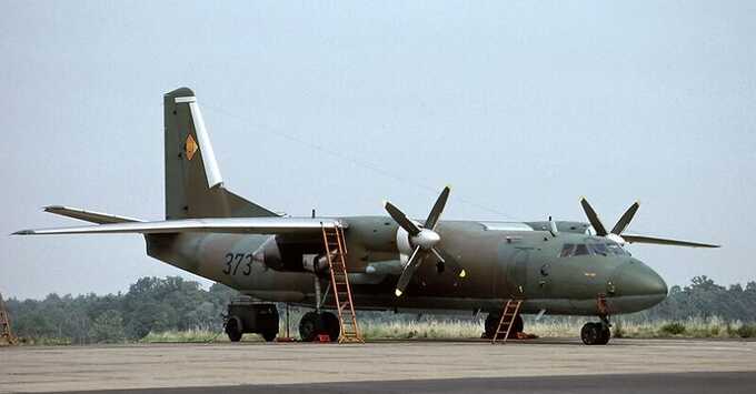 Самолёт Ан-26 с 41 человеком на борту приземлился за пределами аэропорта