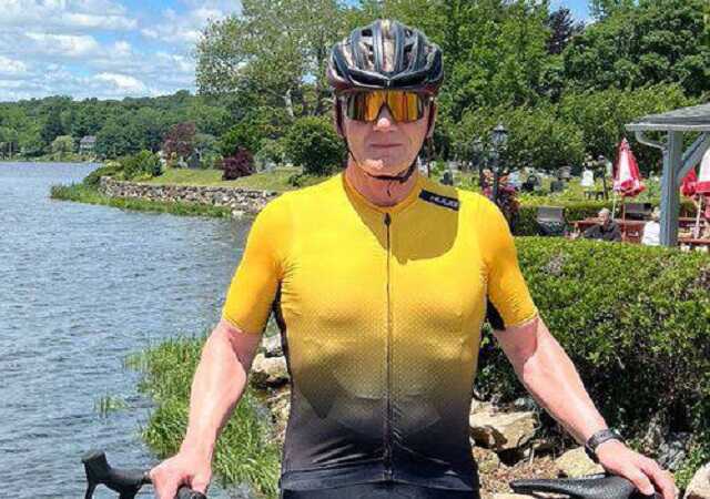 Гордон Рамзи выжил после аварии на велосипеде