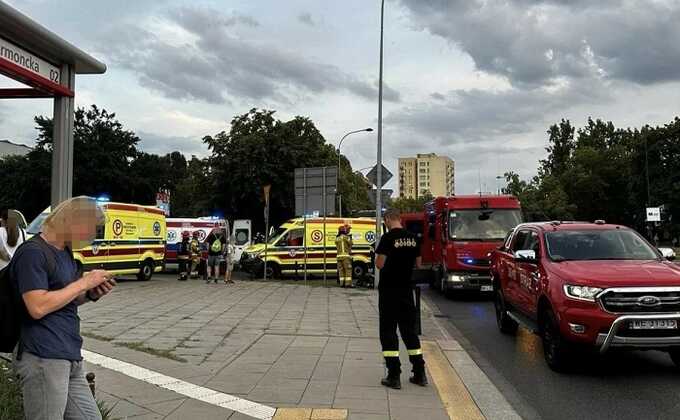 В варшавском бассейне произошло массовое отравление