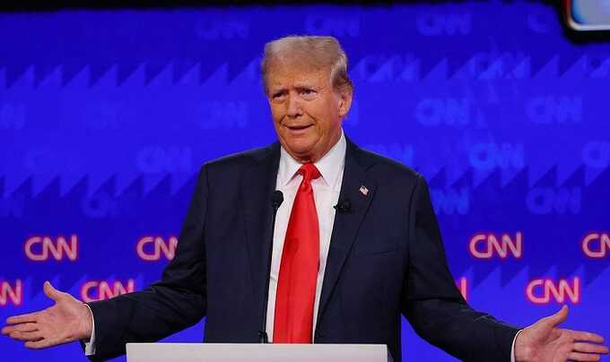 Самолёт Трампа экстренно приземлился на пути в Монтану