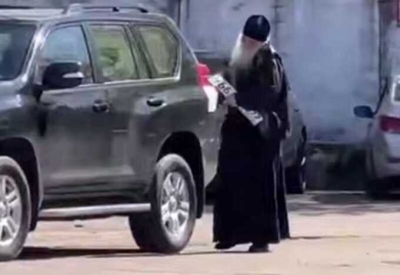 В Москве священник прибыл в ГАИ на Land Cruiser Prado и получил номер 666