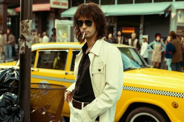 Это не совсем я, Эдичка. Каким получился «Лимонов» Кирилла Серебренникова с Беном Уишоу и Викторией Мирошниченко?