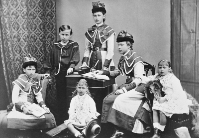 Умерли почти все: безмолвный крик брата последней российской императрицы Александры Фёдоровны