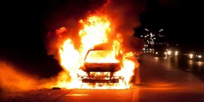 В Москве загорелся автомобиль