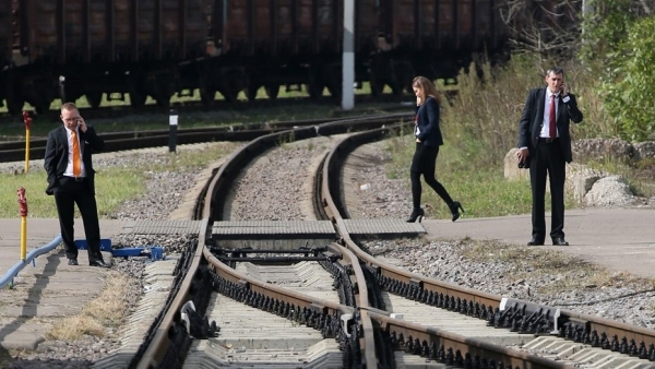 Первый замминистра и его муж- тайский транс
