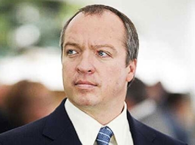 Олигарх-депутат ГД РФ против многодетного горняка