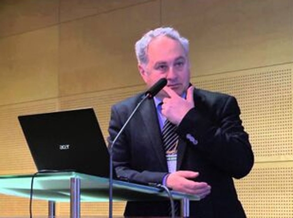 Михаил Михайлович Эльянов — российский чиновник, связанный с Ассоциацией развития медицинских информационных технологий (АРМИТ), конторами MedSoft и МЕДИАЛ-МТ