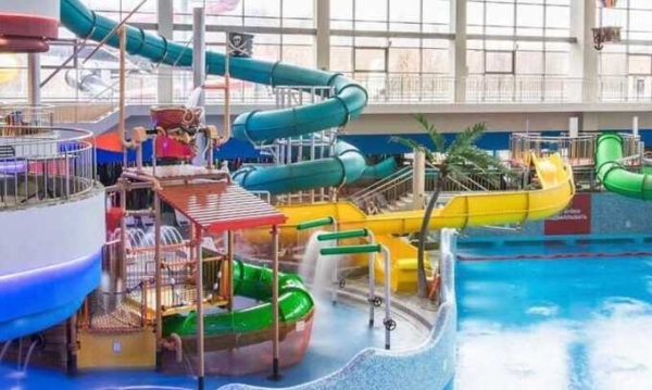 В московском аквапарке мужчина надругался над школьницей