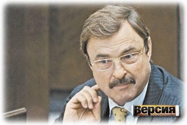 Экс-сенатор Андрей Гурьев открещивается от российского бизнеса, дающего ему несметные богатства