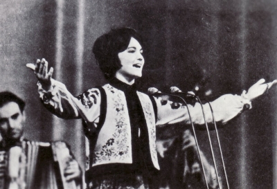 Что такое "червона рута" и зачем ее искать?