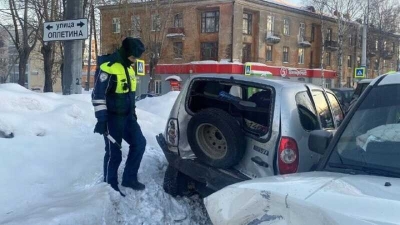 В Нижнем Тагиле пьяный водитель Land Rover устроил массовую аварию