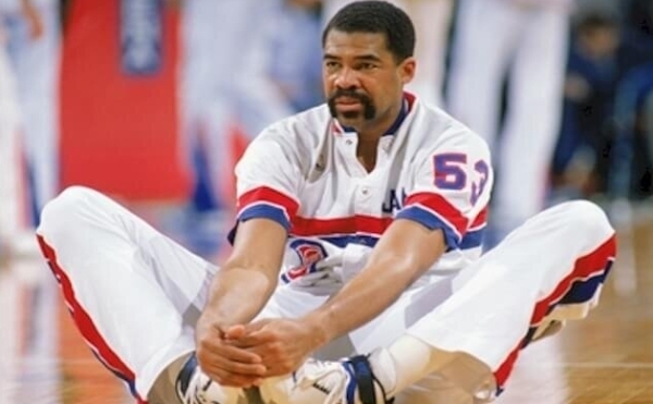 История НБА. Как «старик» Джеймс Эдвардс стал бомбардиром.