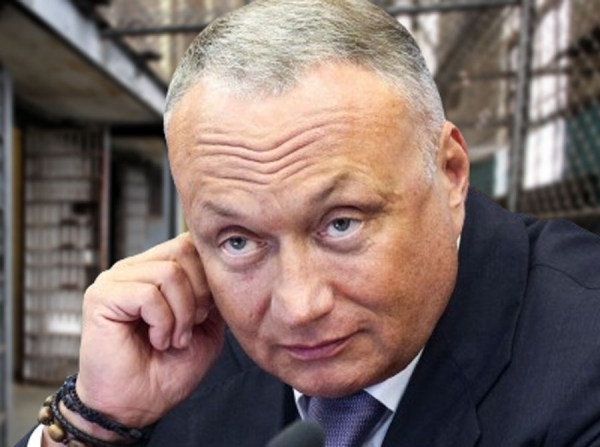 Тюремный день рождения сенатора Савельева