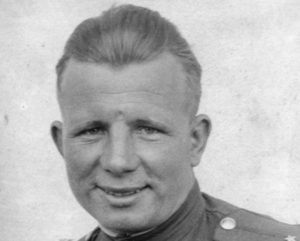 Как всего 3 танка во главе с Михаилом Чугунином разгромили врага в 1944 году