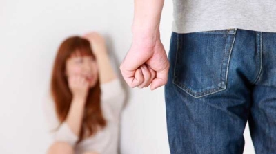 В Хакасии пьяный стриптизёр изуродовал лицо своей жены