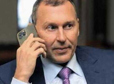 Ширма для беглого олигарха: Березин встал на лыжи и прощается с Россией?