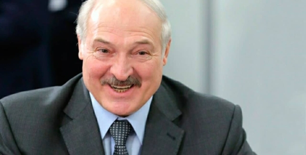 Лукашенко заявил, что экономика России растет вопреки давлению