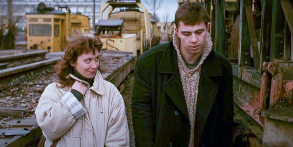 Так почему же она все-таки не уехала?