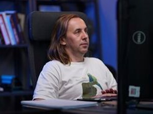 Сергей Алексеев — российский трейдер-мошенник, коуч, связанный с конторой Live Investing Group