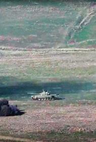 Азербайджан бросил в бой свои танки и несёт крупные потери