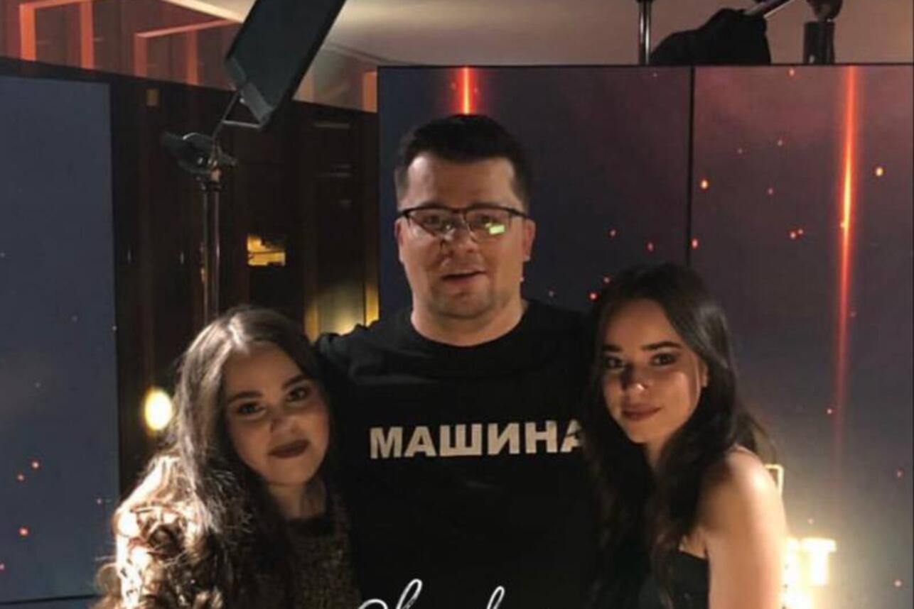 Гарик Харламов с сестрами