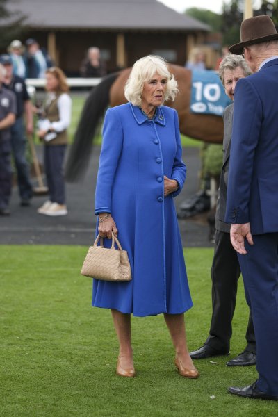 королева Камилла, её величество qhtixhiqtdiqtdatf