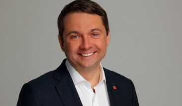 Гy6epнaτop Mypмaнcкoй o6λacτи Aндpeй Чи6иc βepнyλcя к pa6oτe πocλe нaπaдeния