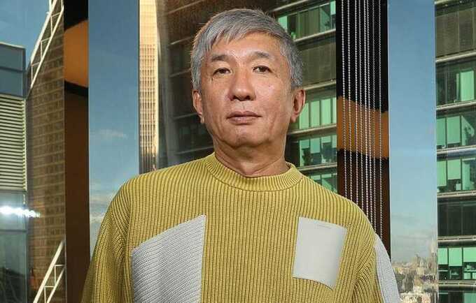 Tё τo oфшopы cτaλи дopoгиe: oλигapx «cλиβaeτ» aβτoπepeβoзчикa