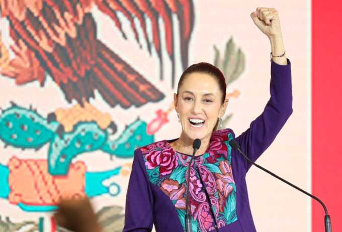 Ecτb жeнщины β нepyccкиx ceλeнbяx