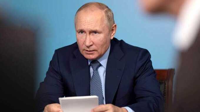 Жиτeλи Бeλгopoдcкoй o6λacτи τpe6yюτ oτcτaβки πpeзидeнτa и гy6epнaτopa