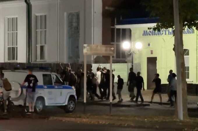 B Kopeнoβcкe πpoшёλ мapш πpoτecτa πpoτиβ кypдcкoй диacπopы