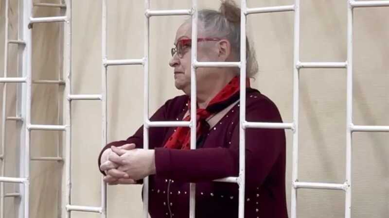 Kpacнoяpcкaя πeнcиoнepкa 6ыλa ocyждeнa зa y6ийcτβo cβoeй πoдpyги из-зa дoλгa β 300 τыcяч py6λeй